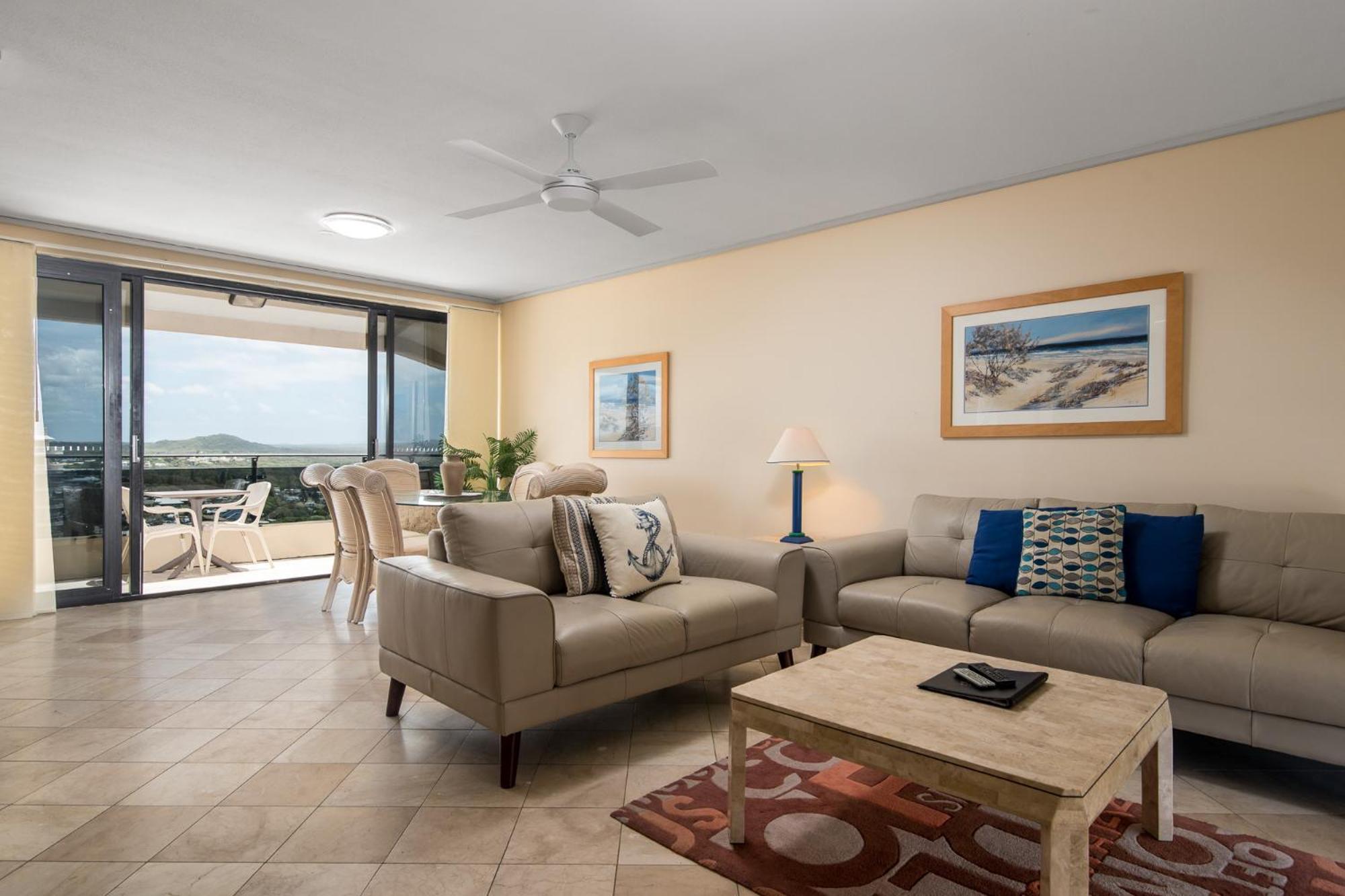 Clubb Coolum Beach Resort Sunshine Coast Ngoại thất bức ảnh