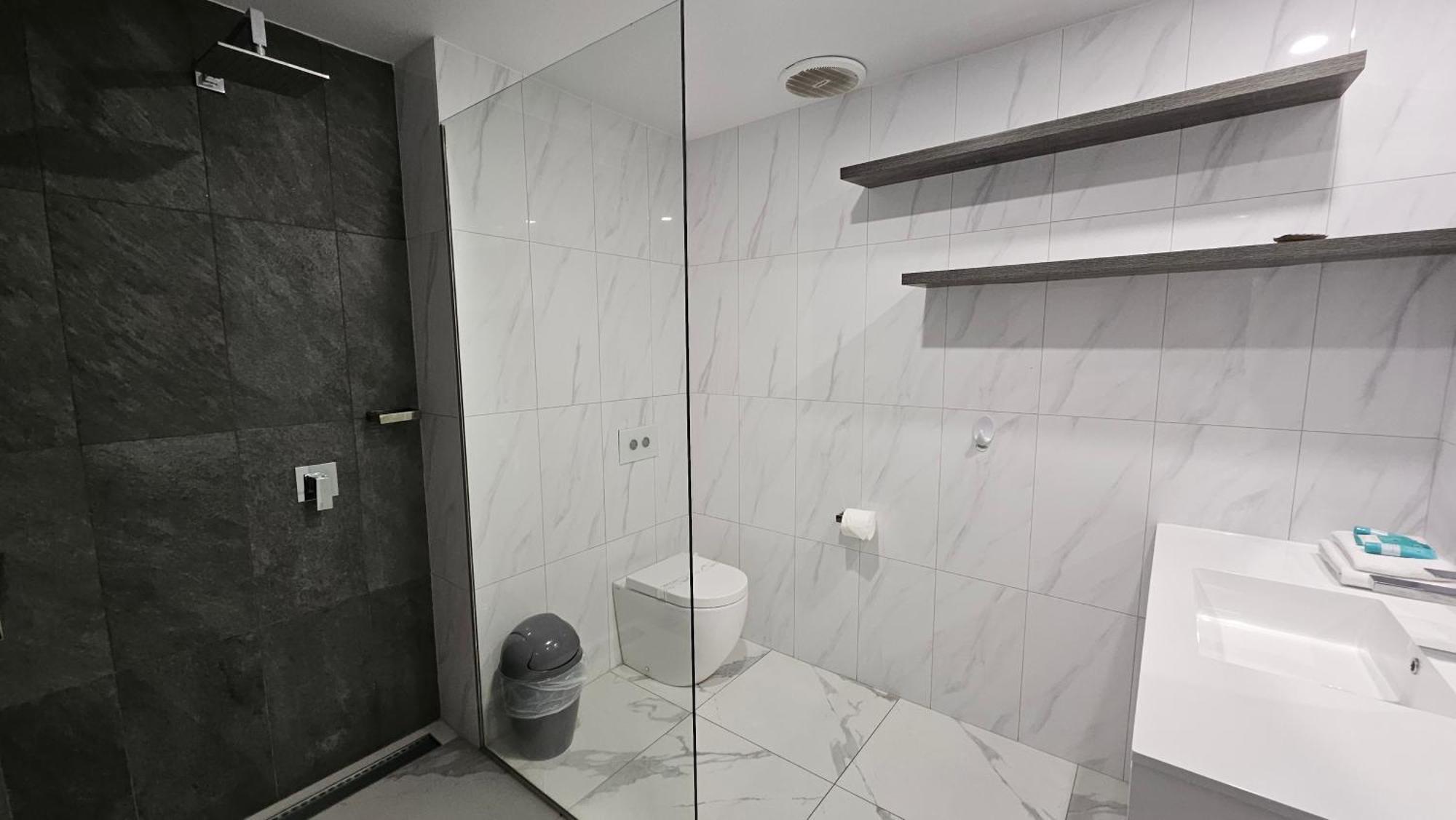 Clubb Coolum Beach Resort Sunshine Coast Ngoại thất bức ảnh