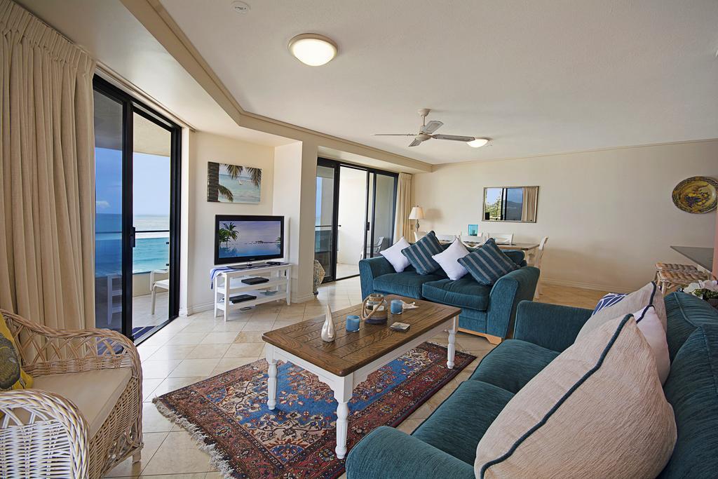 Clubb Coolum Beach Resort Sunshine Coast Ngoại thất bức ảnh